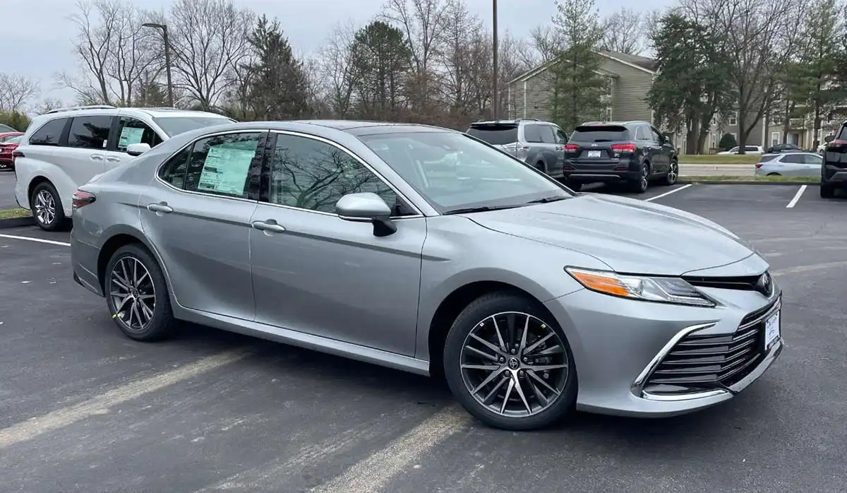 Car Background Replacement Before 5 - Car Image Clip